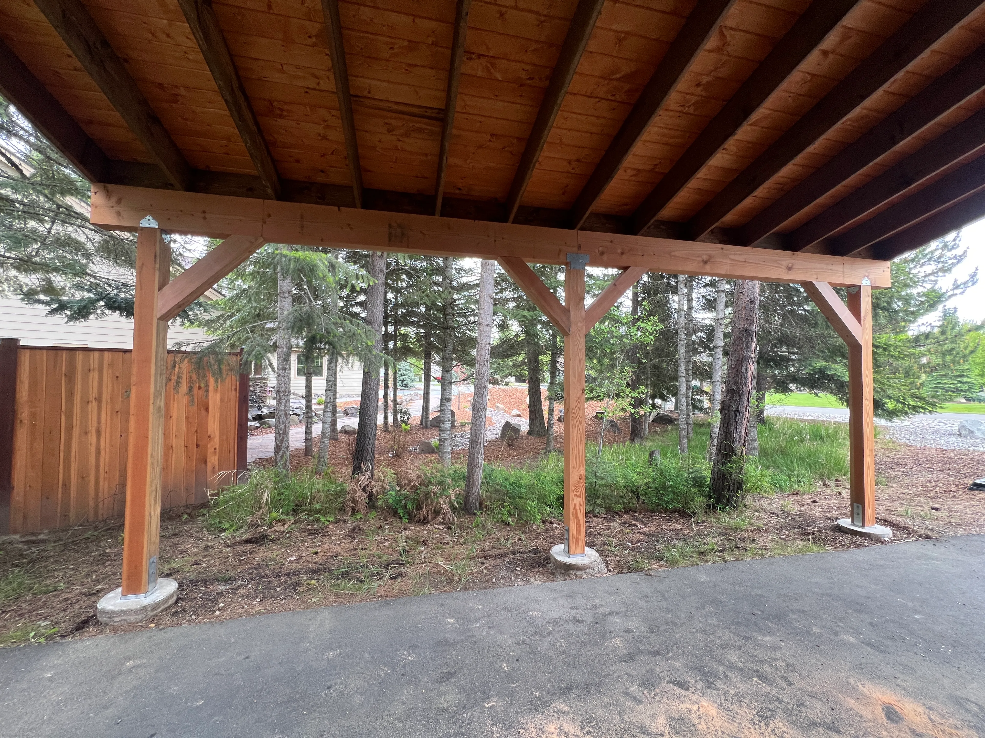 Overhang structure view